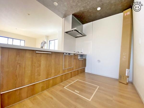 豊田市細谷町新築戸建全6棟5号棟(キッチン)