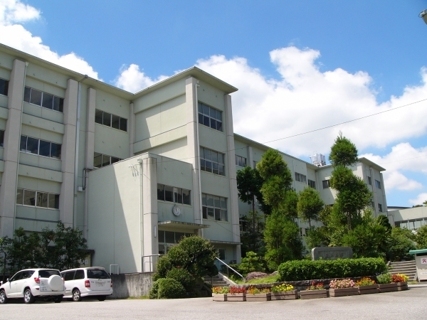 岡崎市本宿台新築戸建全5棟3号棟(岡崎市立東海中学校)