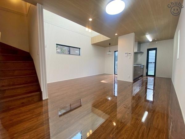 ・岡崎市伊賀町　中古住宅