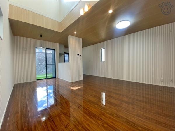 ・岡崎市伊賀町　中古住宅