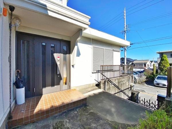 岡崎市竜美東２丁目の中古一戸建て