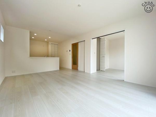 豊川市御津町新築戸建全3棟2号棟