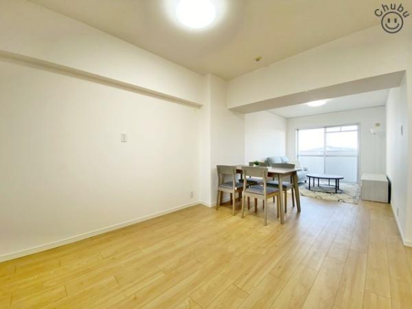ホワイトキャッスル豊田１