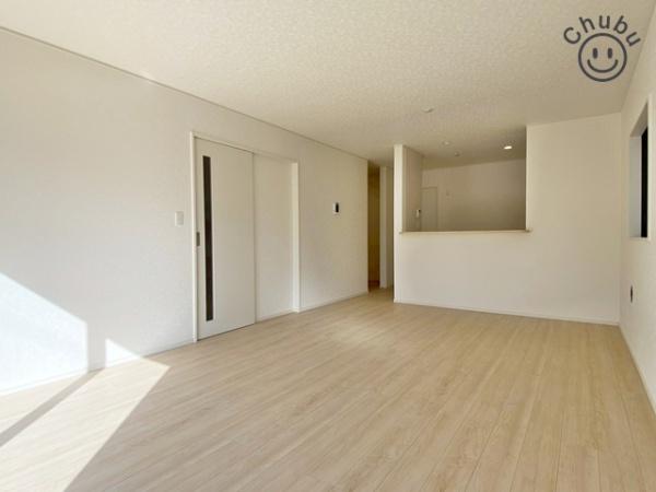岡崎市矢作町新築戸建全3棟2号棟