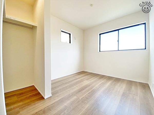 豊川市諏訪西町新築戸建全3棟2号棟