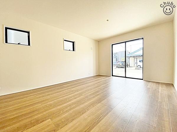 豊川市諏訪西町新築戸建全3棟2号棟