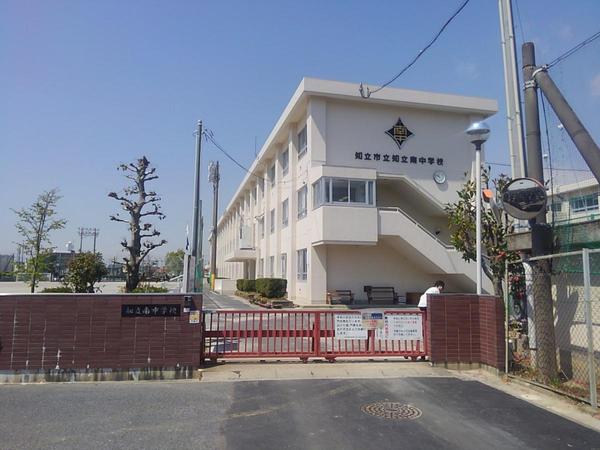 知立市八ツ田町１丁目の新築一戸建(知立市立知立南中学校)