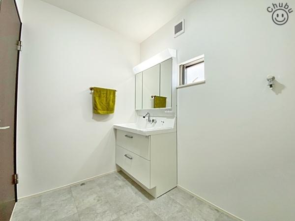東海市加木屋町北鹿持の中古一戸建て
