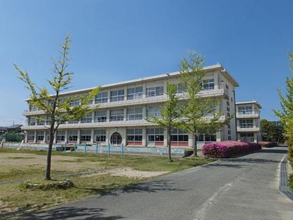 蒲郡市竹島町新築戸建全2棟2号棟(竹島小学校)