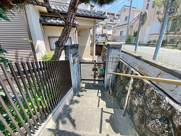 豊明市栄町九左山の中古一戸建て