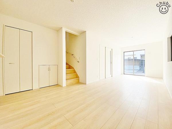 東海市高横須賀町新築戸建全3棟3号棟