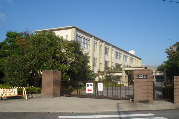 刈谷市今川町田地池の土地(刈谷市立富士松中学校)