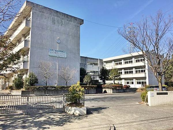 東海市名和町新築戸建全4棟2号棟(名和中学校)