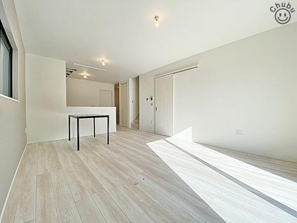 岡崎市鴨田町新築戸建全3棟B号棟