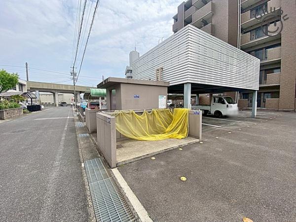 ウィステリア梅坪