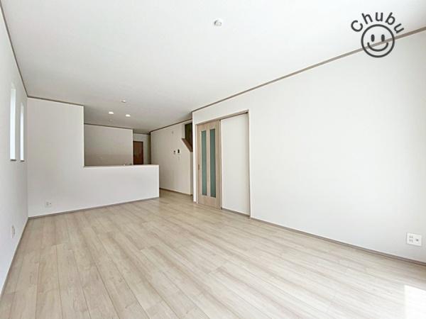 豊明市阿野町新築戸建全3棟2号棟