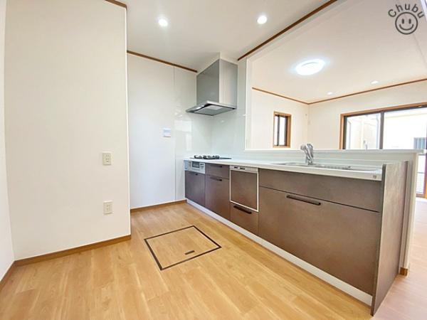 安城市里町１丁目の中古一戸建て