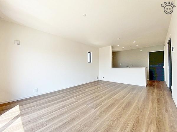 安城市里町新築戸建全2棟2号棟