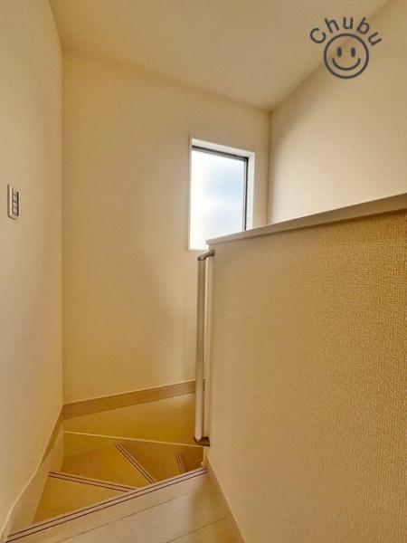 知立市牛田１丁目新築戸建全3棟2号棟