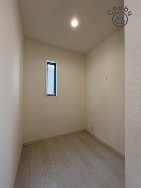 知立市牛田１丁目新築戸建全3棟2号棟