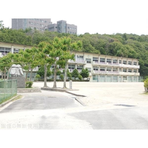 岡崎市本宿台新築戸建全5棟4号棟(岡崎市立本宿小学校)