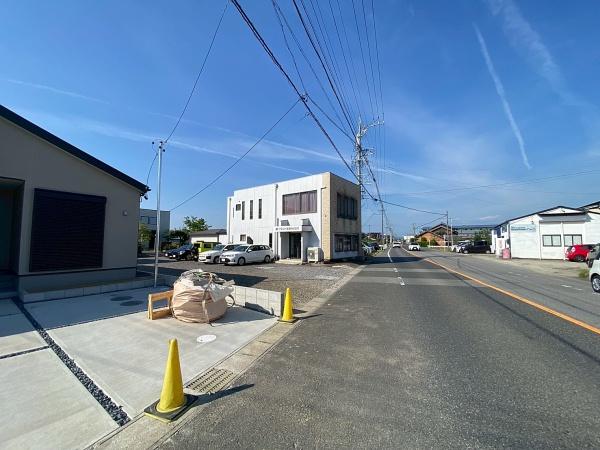 安城市里町新築戸建全2棟2号棟