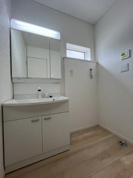 豊明市沓掛町新築戸建全3棟2号棟(洗面台・洗面所)