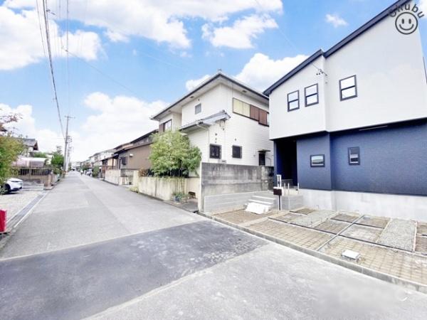 東海市荒尾町新築戸建全2棟2号棟(前面道路含む現地写真)