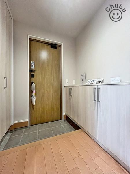 岡崎市森越町新築戸建全1棟A号棟(玄関)