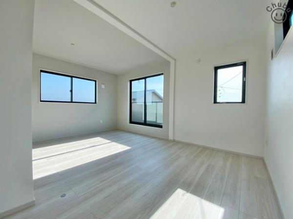 豊田市美里６丁目新築戸建全3棟2号棟