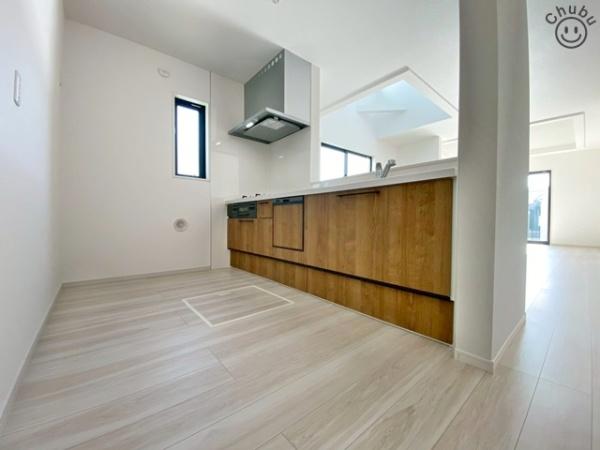 豊田市美里６丁目新築戸建全3棟2号棟