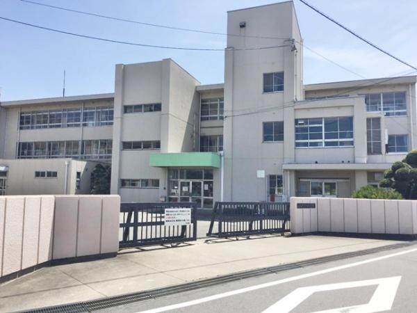 西尾市富山二丁目新築戸建全2棟B棟(矢田小学校)
