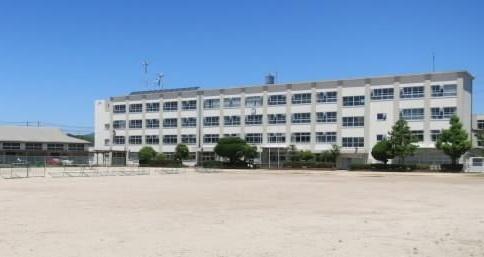豊橋市石巻西川町新築戸建全3棟3号棟(豊橋市立石巻中学校)