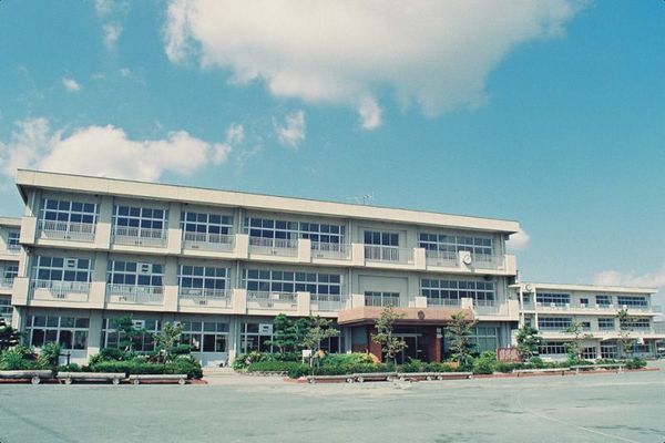 安城市池浦町新築戸建全4棟1号棟(安城市立安城中部小学校)