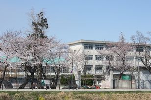 豊田市高岡本町新築戸建全2棟1号棟(豊田市立堤小学校)