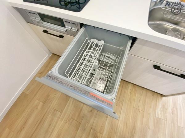 ファミール日進三番館