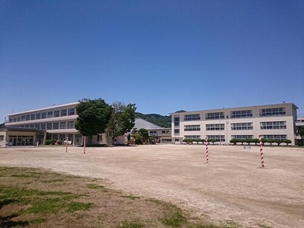蒲郡市大塚町新築戸建全3棟3号棟(大塚小学校)