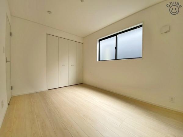 高浜市向山町5丁目新築戸建全3棟2号棟