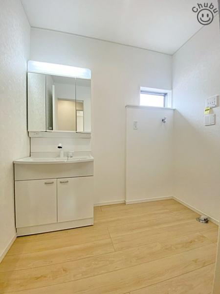 高浜市向山町6丁目新築戸建全3棟3号棟