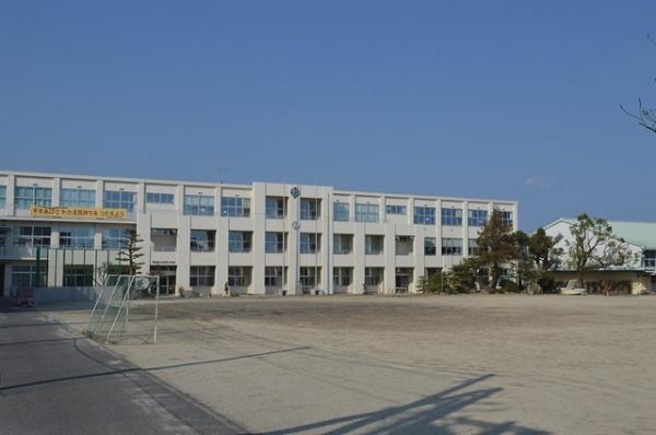 蒲郡市形原町新築戸建全2棟2号棟(形原小学校)