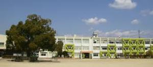 赤池サンハイツA棟(日進市立西小学校)