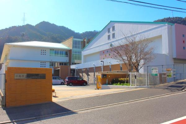 広島市安佐南区山本新町3丁目の中古一戸建て(広島市立春日野小学校)