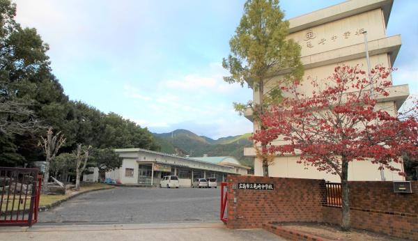 広島市安佐北区落合南９丁目の中古一戸建て(広島市立亀崎中学校)