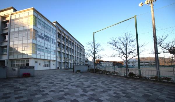 AcityヒルズアリーナⅡ番館(広島市立大塚中学校)