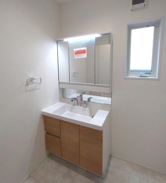 高取北1丁目 新築戸建(洗面台・洗面所)