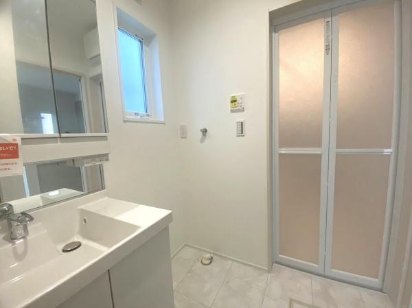 東野2丁目 新築戸建(洗面台・洗面所)