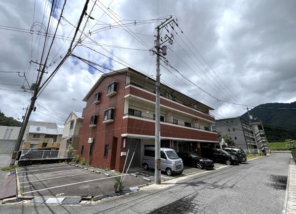 落合2丁目　一棟売マンション