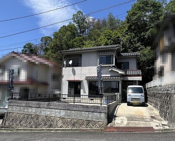 安佐町鈴張　戸建