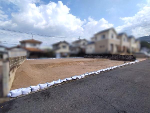 広島市安佐南区伴東８丁目の土地