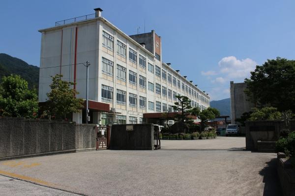 八木3丁目　新築戸建(広島市立梅林小学校)